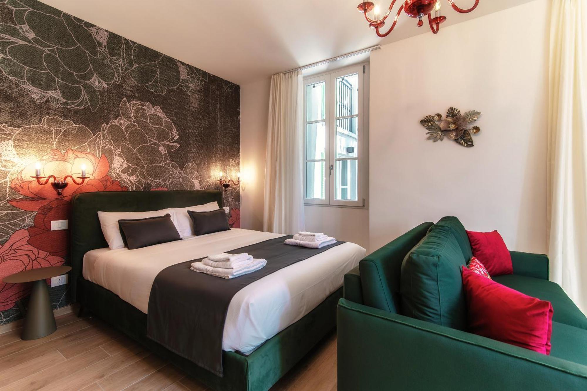 Hotel Ristorante La Vignetta เชอร์นอบบิโอ ภายนอก รูปภาพ